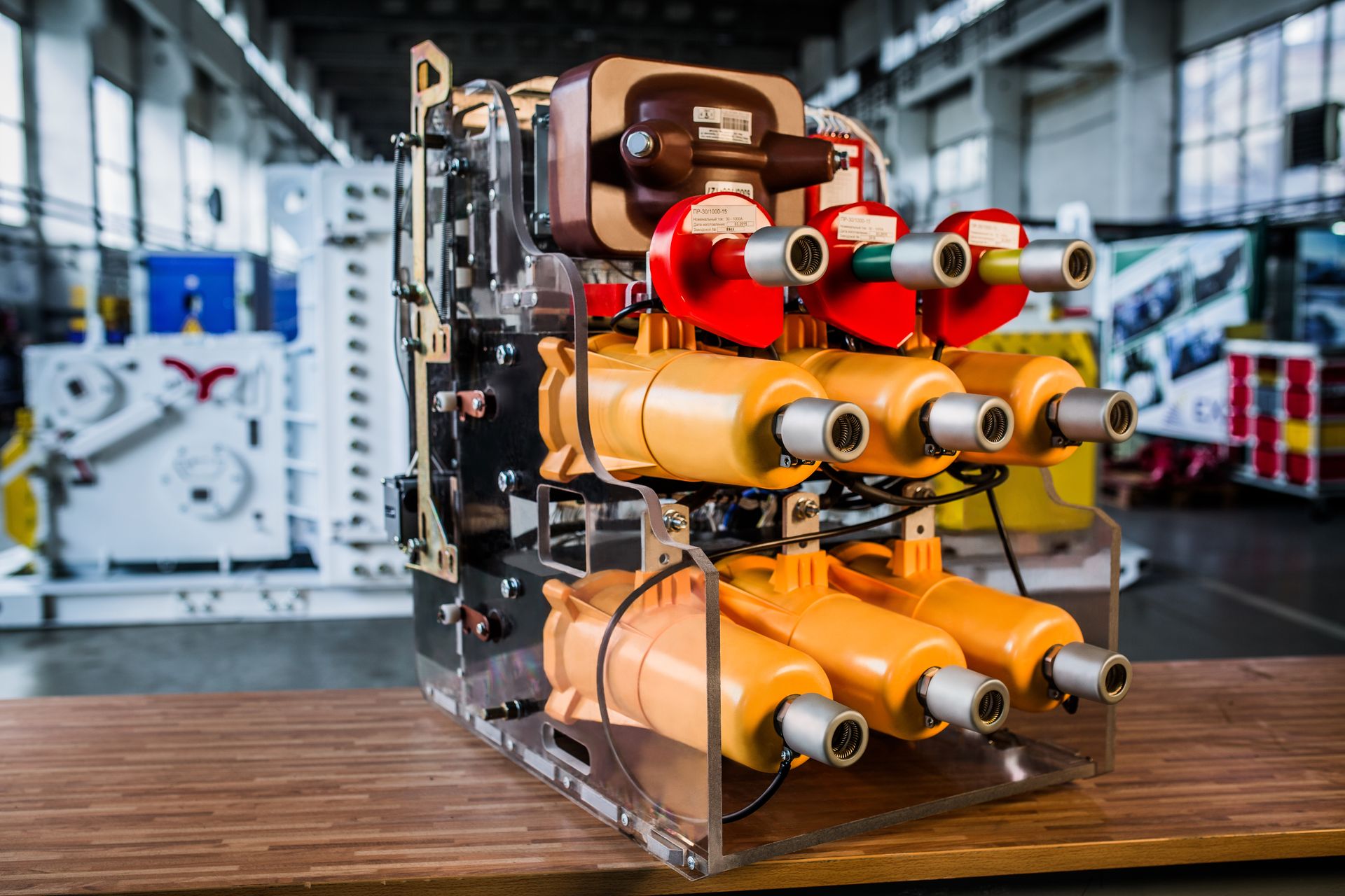 Вакуумный выключатель ЕХ-ВВ 6-25/1000